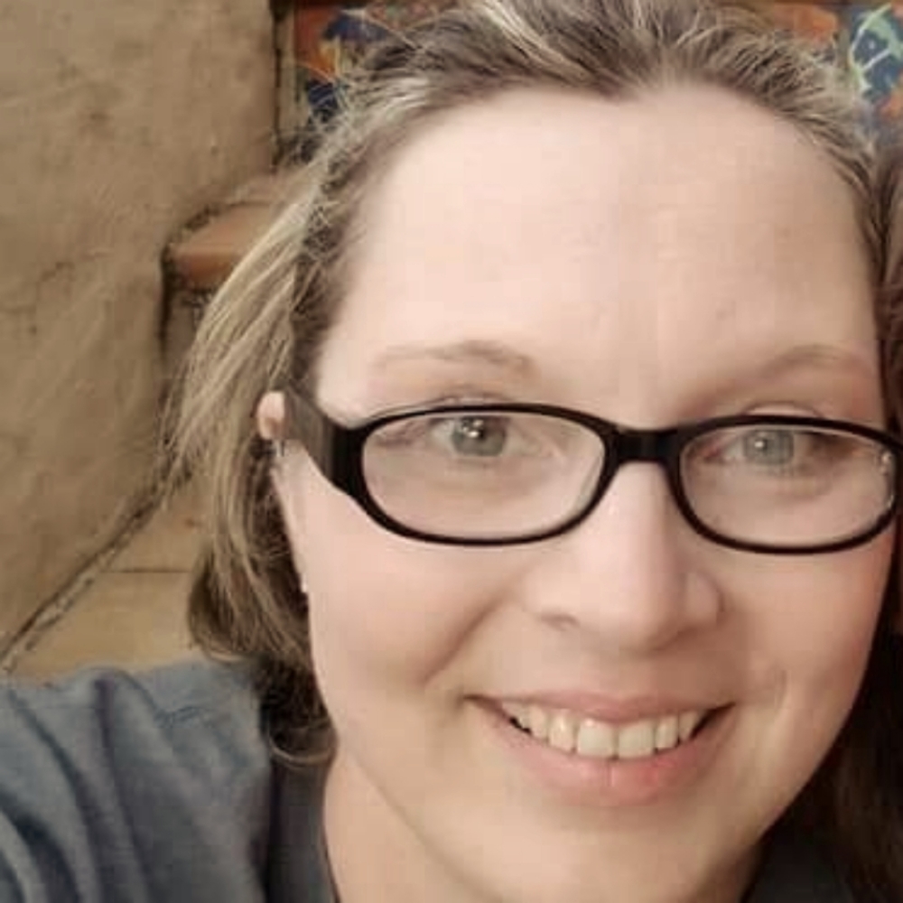 Meet your Posher, April